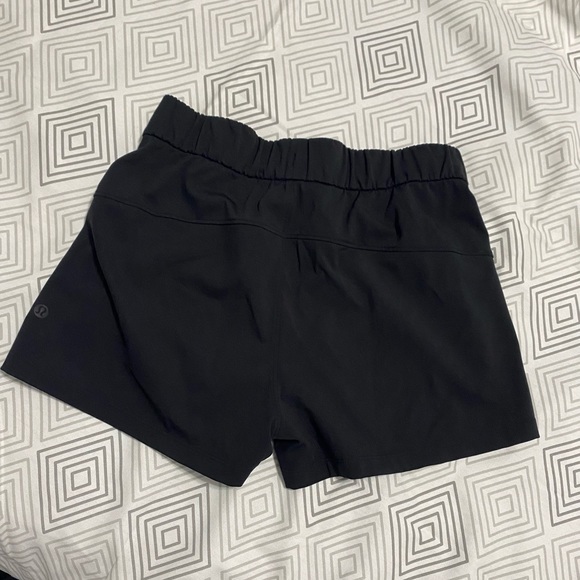 Lululemon casual shorts - Picture 2 of 5